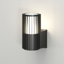 Denkirs DK9722-BK Настенный уличный светильник FARSUN, IP65, 1xE27, до 18 Вт, черный, алюминий