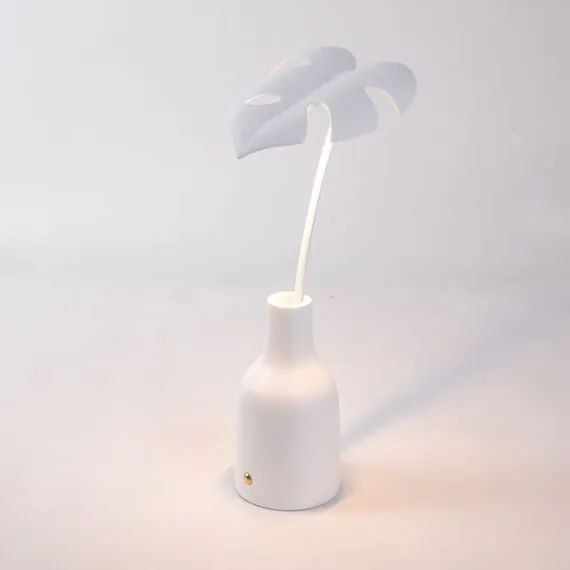 Seletti 00149851; 9023 Настольная лампа Leaf Light Delicio, изображение 3
