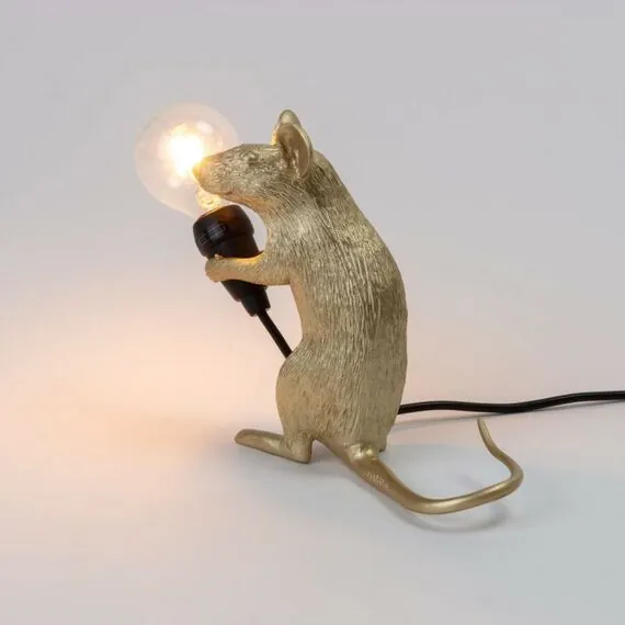 Seletti 00133915; 15231 Настольная лампа Mouse Lamp Sitting GOLD USB, изображение 3